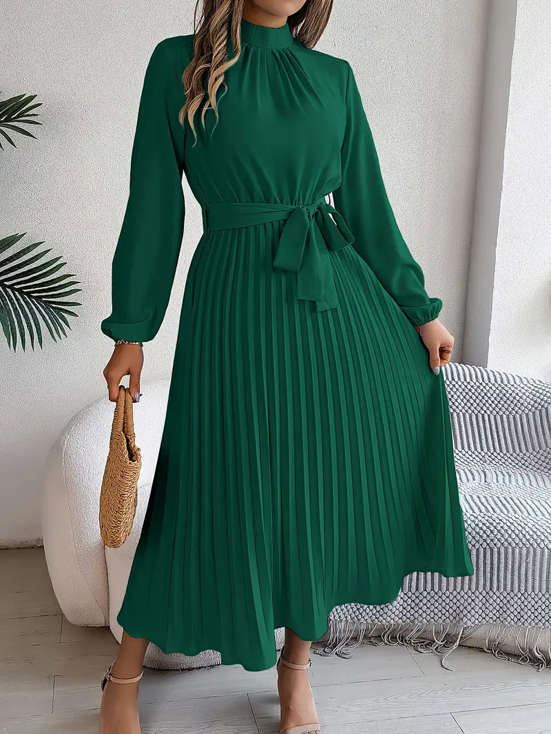 Layla – plain dress with stand-up collar and pleated belt