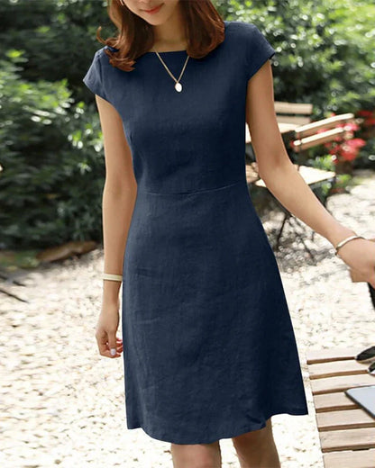 Elegant summer dress with delicate sleeves