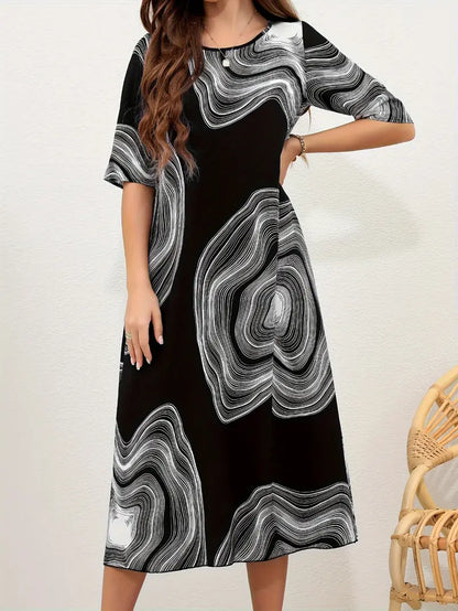 Nora loose maxi dress with graphic print and crew neck