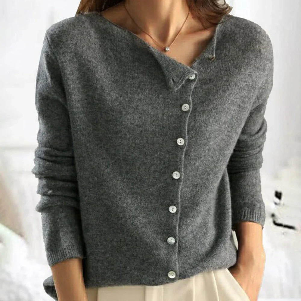 Anya | buttoned sweater