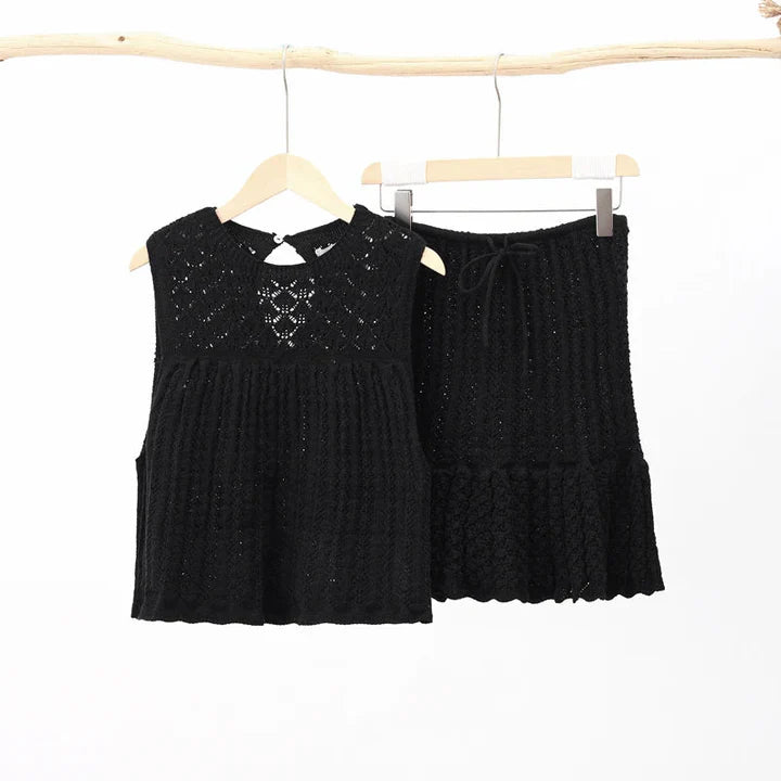 Amari - two-piece set made of crocheted cotton