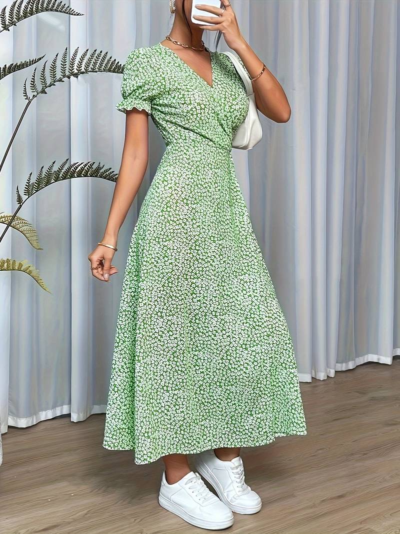 Mia – elegant maxi dress with a floral pattern