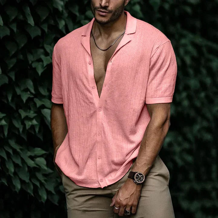 Attractive cut meets summery comfort – summery men's linen shirt