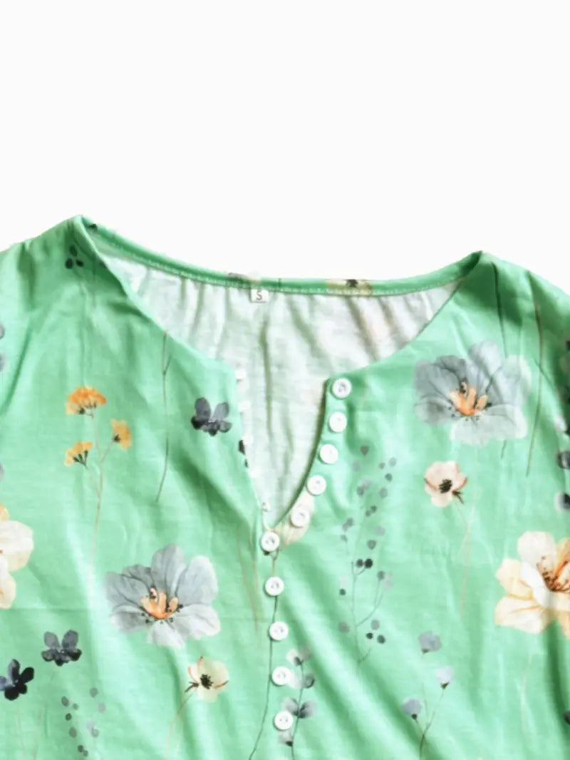 Fiorella – floral print top with buttons and flared sleeves